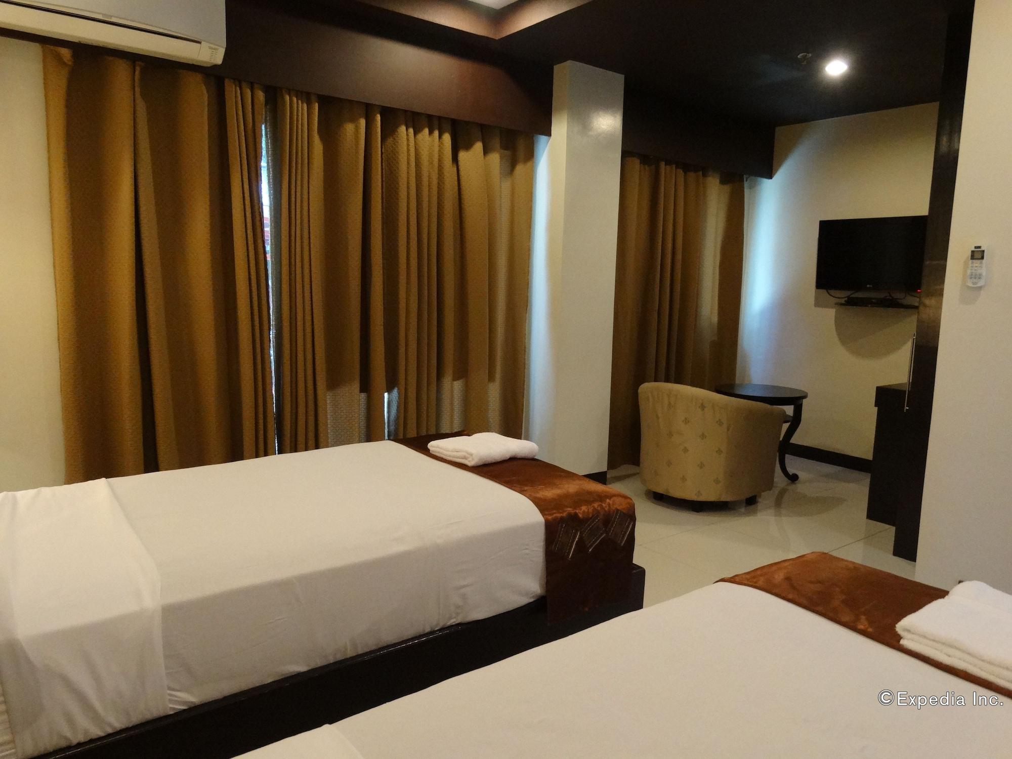 Peridot Suites Davao City Exteriör bild