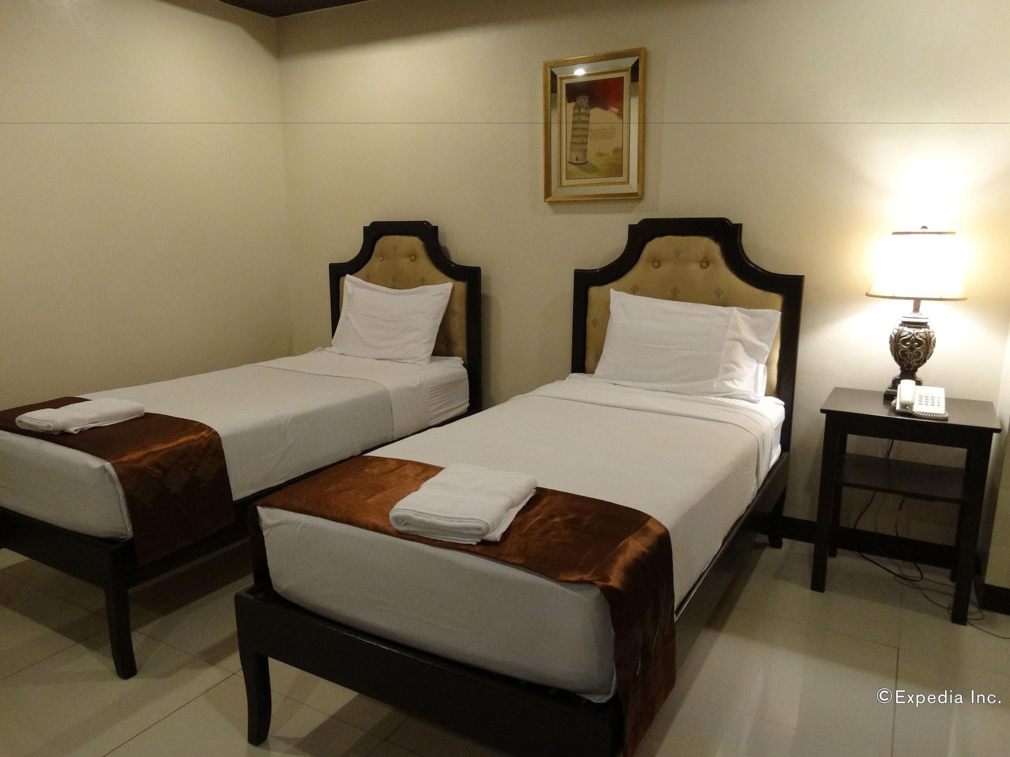 Peridot Suites Davao City Exteriör bild