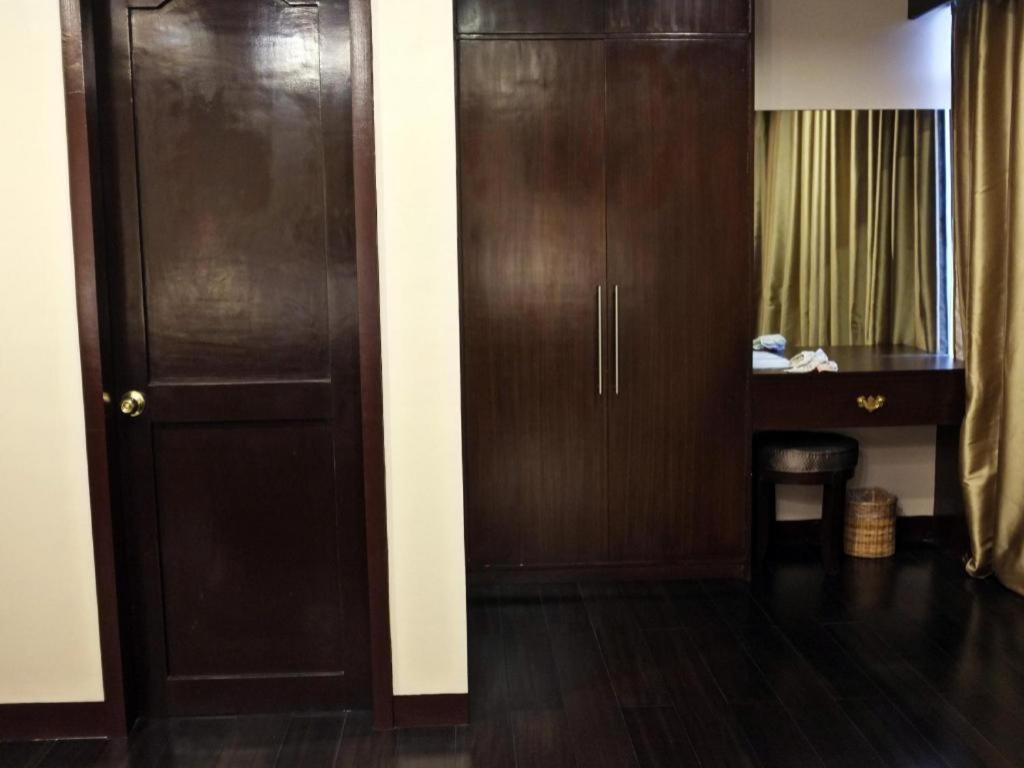 Peridot Suites Davao City Exteriör bild