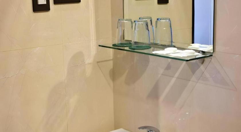 Peridot Suites Davao City Exteriör bild