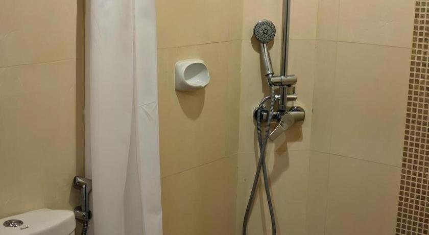 Peridot Suites Davao City Exteriör bild